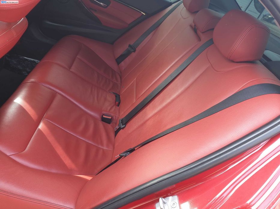 Interior Piele Rosie Scaun Scaune Stanga Dreapta Fata FARA Incalzire si Bancheta cu Spatar Fara Rabatare BMW Seria 3 F30 Berlina Sedan 2011 - 2019 [K1157]