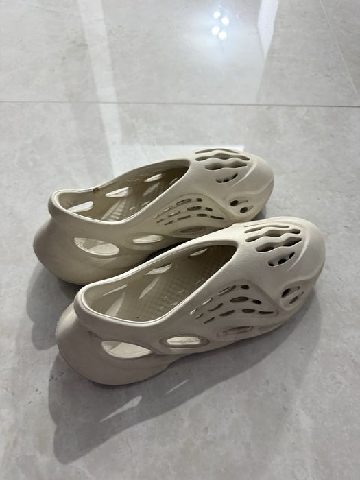 Yeezy Foam Runner Ararat