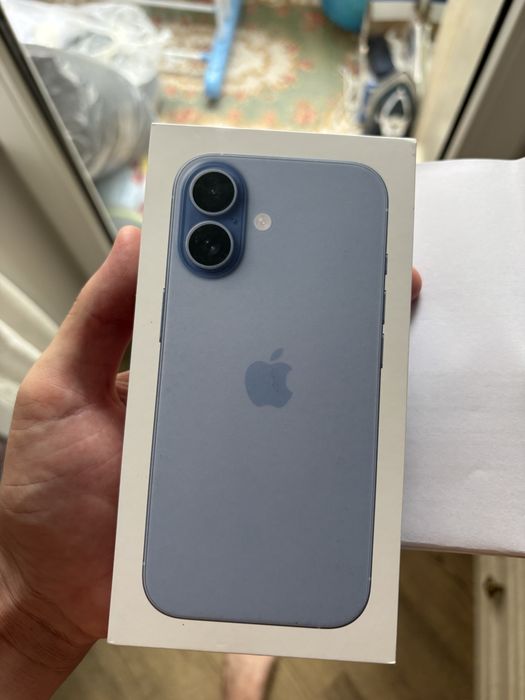 Продам iphone 17