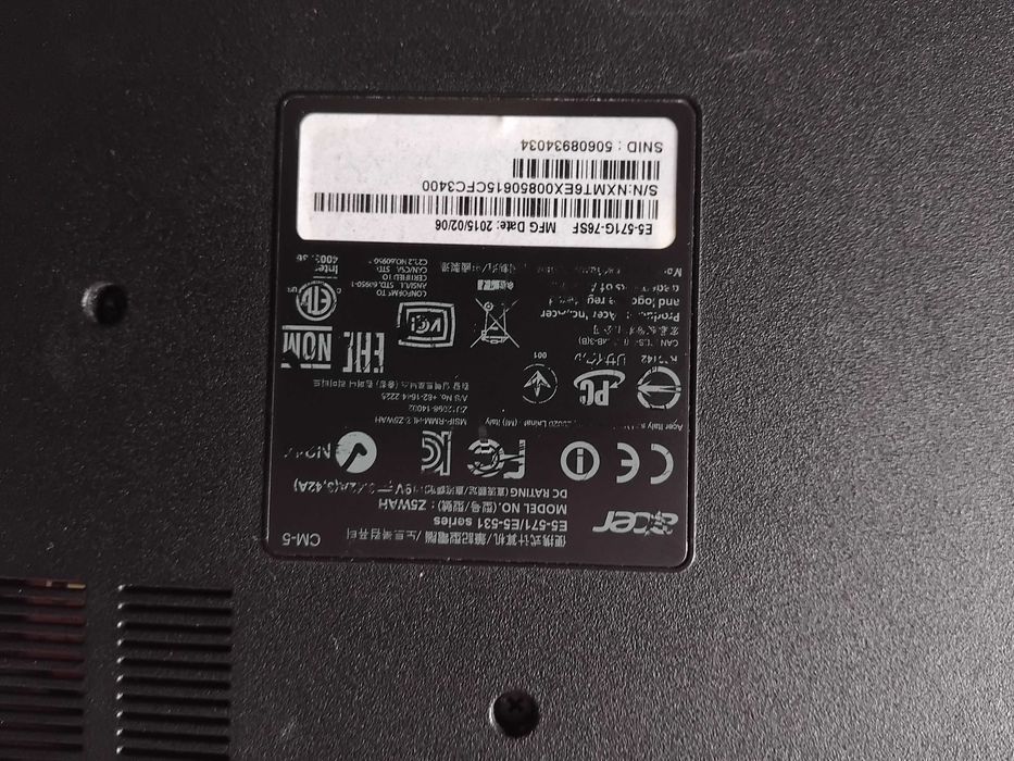 Laptop Acer E5-571 model Z5WAH