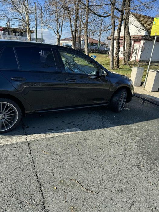 Vând Golf 7 Anul 2013