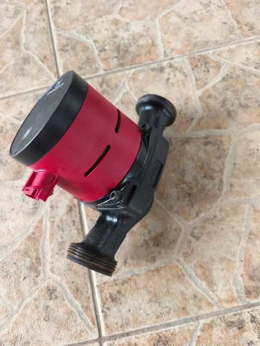 Помпа Grundfos Alpha2L