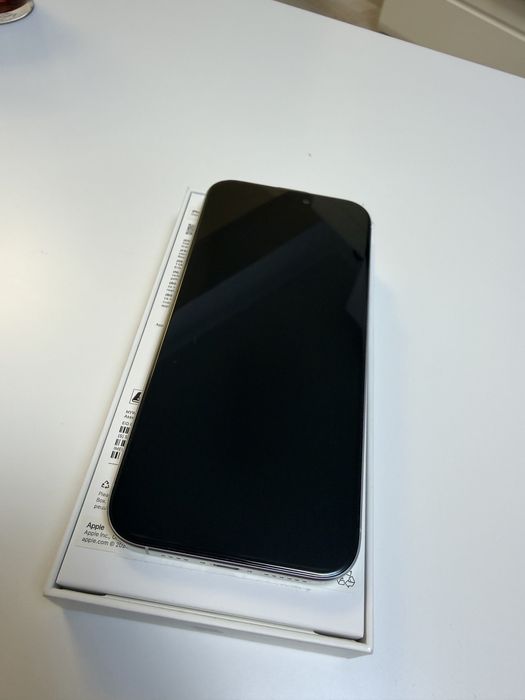 iPhone 16 Pro Max 256GB  White