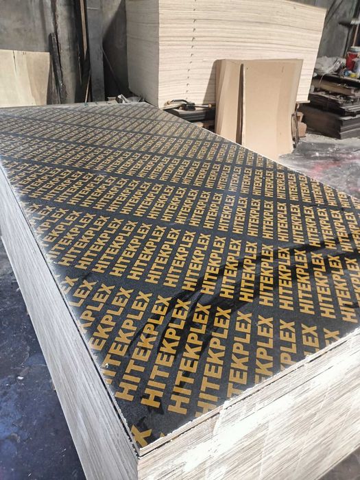 Placaj Tego Cofraj Lemn Pin 20mm Placa Tego Profesionala Pentru Turnat Beton Grinzi Stalpi Fundatii Rezistent La 7-8 Cofrari Utilizari Multiple