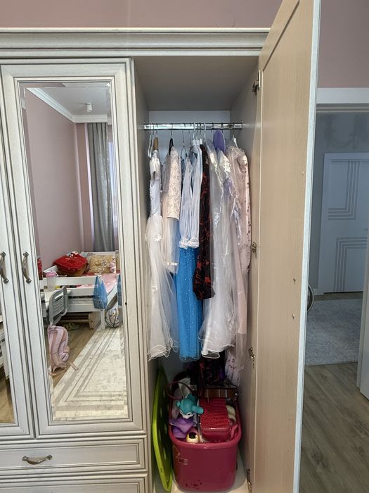Продается детский шкаф б/у