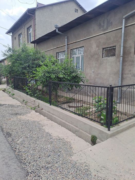 Участок 8соток дом 2 уровня. Жилая площадь 85м²