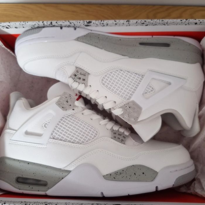 Jordan 4 Retro "White Oreo"