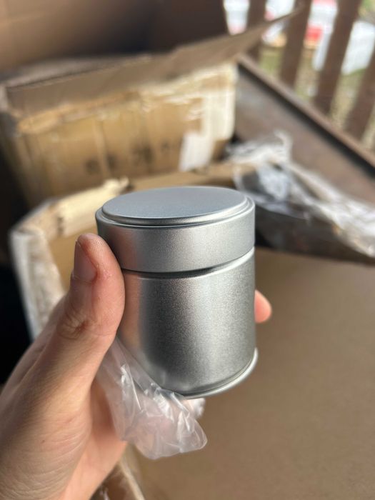 Cutii metalice cilindrice pentru matcha, cafea, ceai sau ce vrei tu