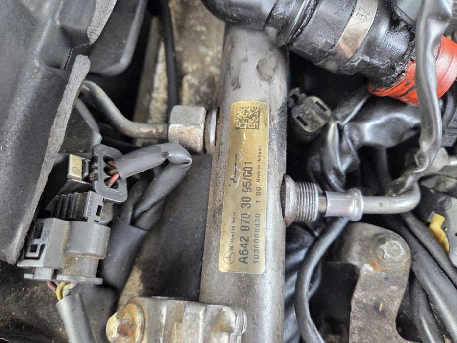 Rampa injectoare Mercedes 3.0 V6  A6420703395