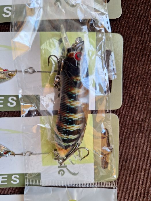 Воблер и блесни за риболов