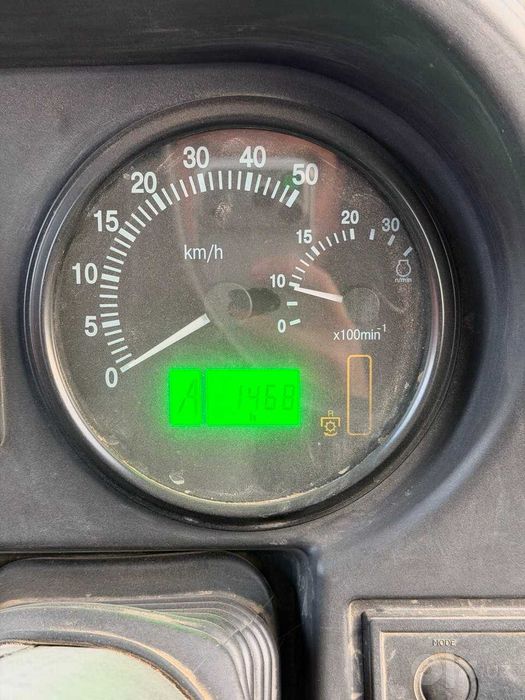 Traktor "Belarus-1025.2" konditsionerli