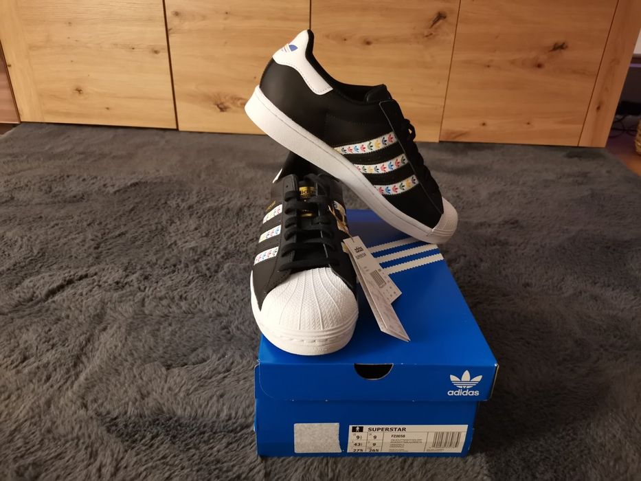 Маратонки adidas