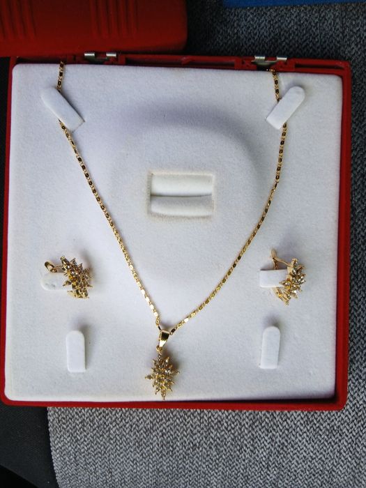 Swarovski bujiteriya Orginal