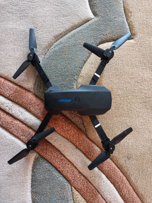 Продам дро с камерой