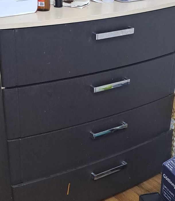 Продается шифонер и комод