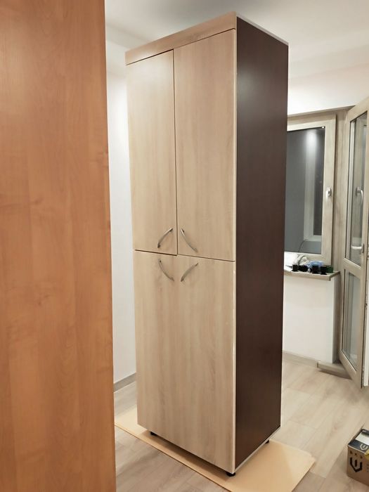 Продам шкаф в хорошем состоянии!