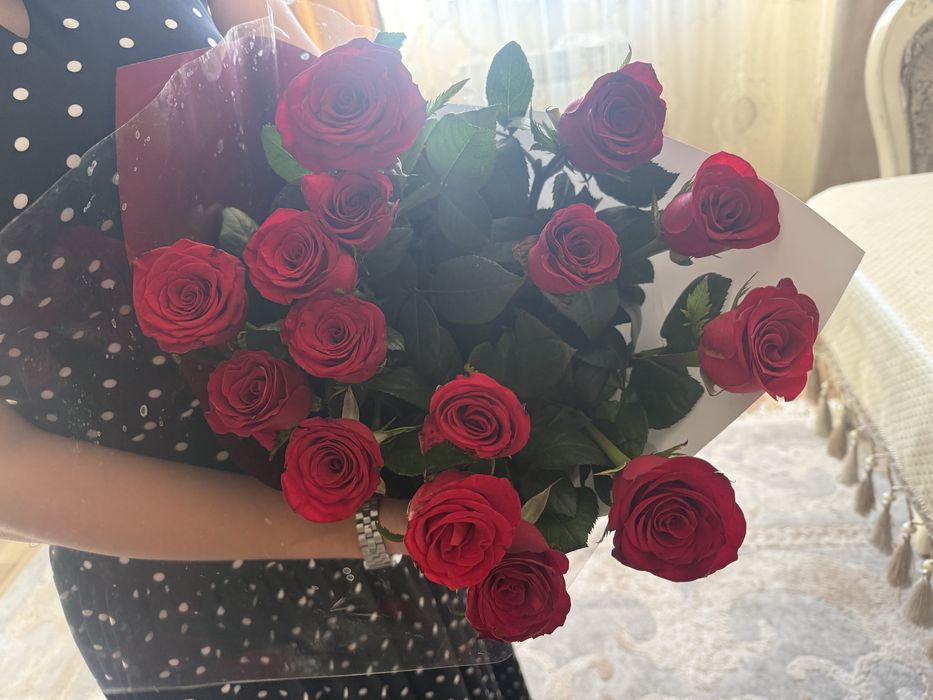 Свежие цветы,б/у