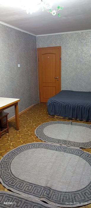 Комната в трёх комнатной квартире,