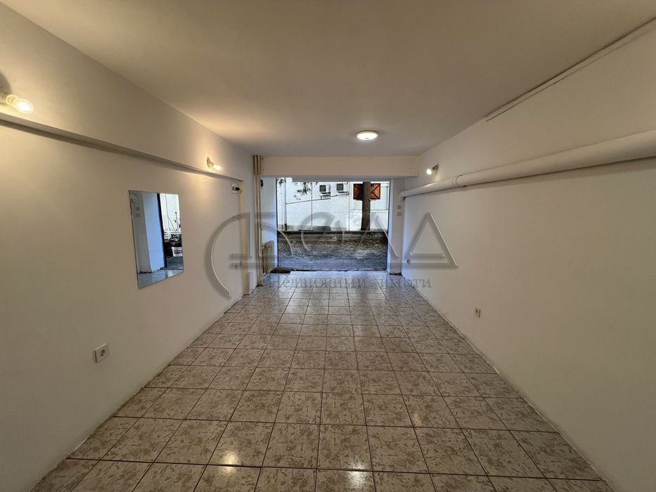 Дава се под наем Гараж / Паркомясто в София, Лозенец - 20 кв.м за 142.8 € - Снимка #3