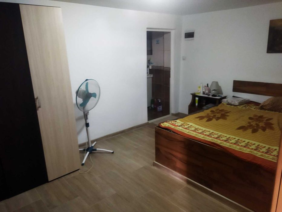 Продава се етаж от къща,Кв. Македонски, Стара Загора