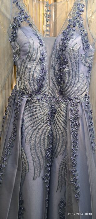 Вечернее платье, благородное
