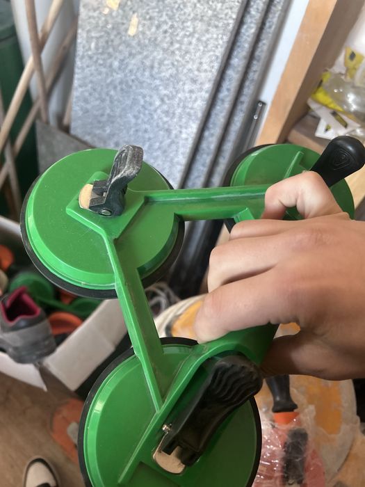 Вакумный захват для стекол