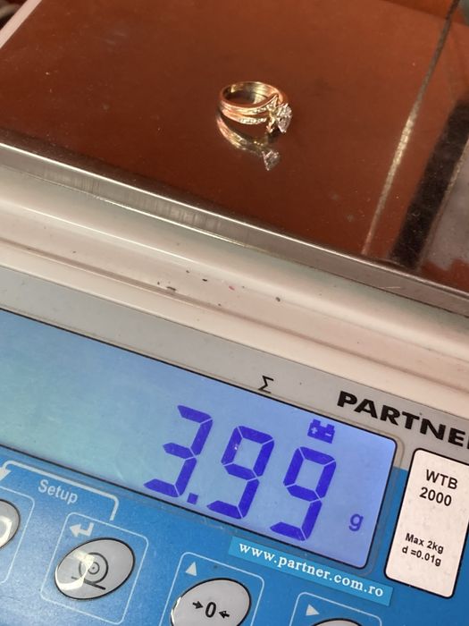 Inel aur cu diamante 0.70ct