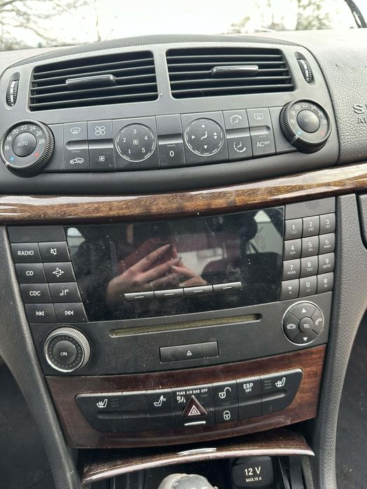 Mercedes E220 -150к.с