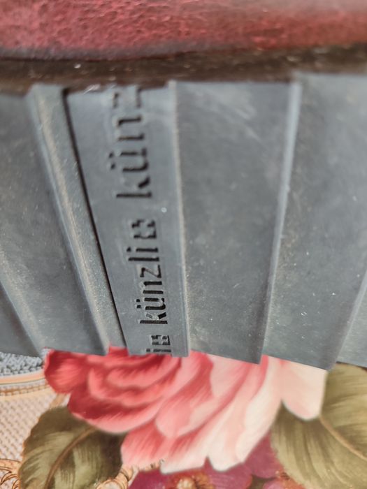 Vând ghete din piele,pentru bărbați, Nr. 45, culoarea vișiniu,.