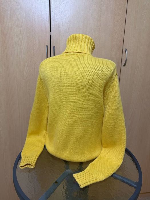 Пуловер поло RALPH LAUREN.  Размер М/S. 100% вълна.
RALPH LAUREN.