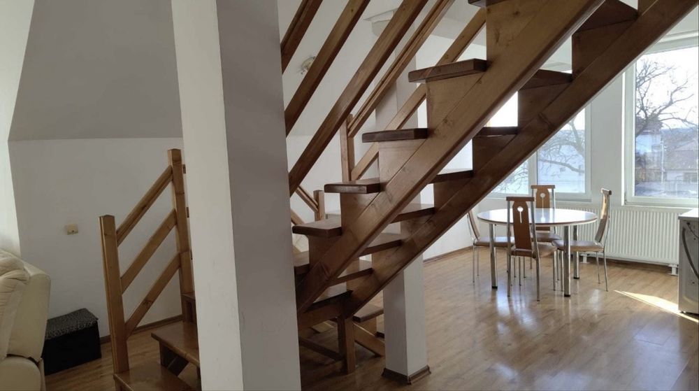 Apartament 3 camere , 98 mp pe doua niveluri Campia Turzii