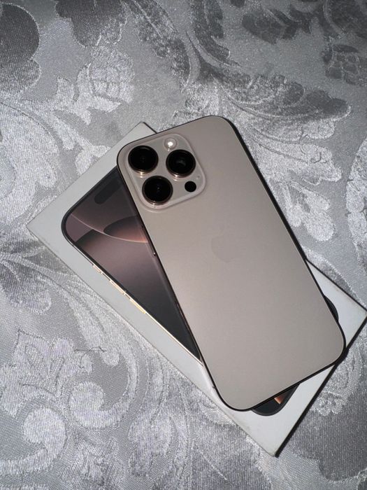 iPhone 16 pro, Desert Titanium, 256 GB
