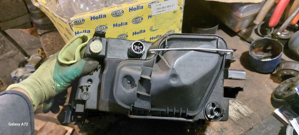 Фара а6 с4 hella