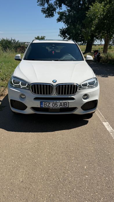 BMW X5 3.0 Biturbo (4.0D) 313cp