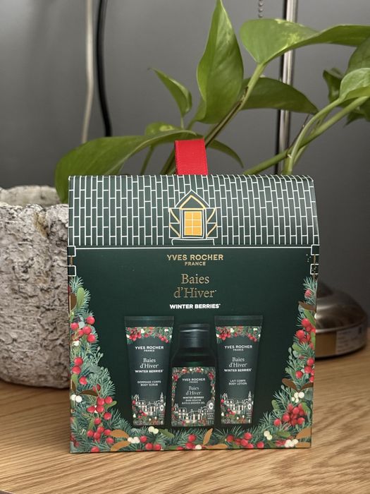 Set cadou Yves Rocher Wild Berries (Gift Set)