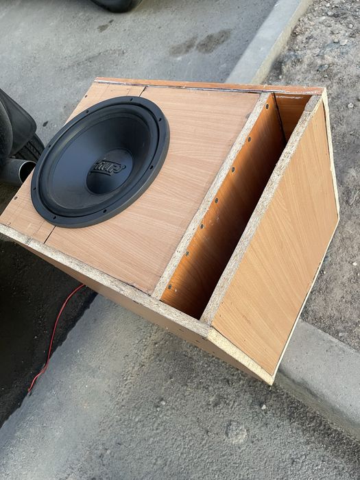 Сабвуфер AMP 12 300ват