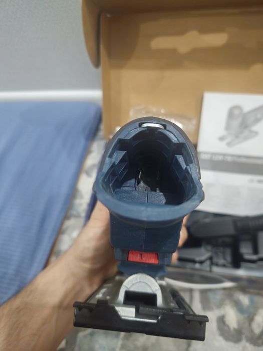 Электролобзик Bosch GST 12V