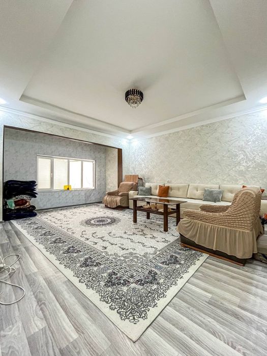 2/4/9 МирзоУлугбекский р-н, Карасу-1,Дуньё ресторан,60м2,общий коридор