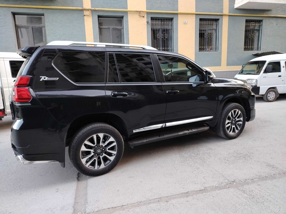 2023 -йил Toyota Land Cruiser Prado 2.7L E