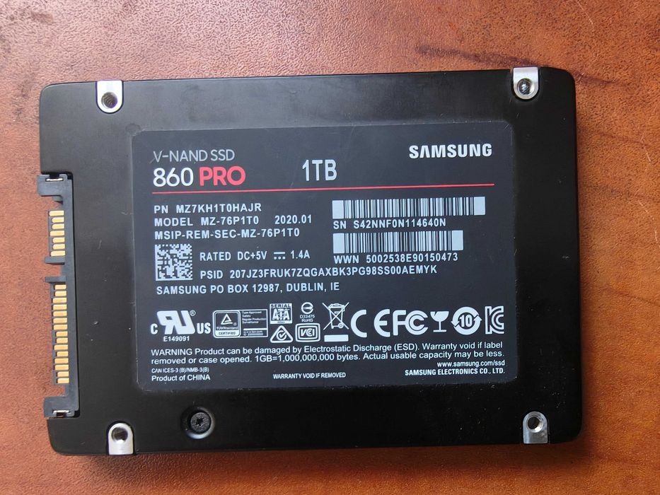SSD Samsung 860 PRO 2.5 1TB SATA3 (MZ-76P1T0)