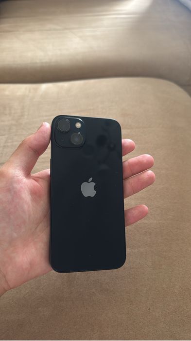 iPhone 13 midnight
