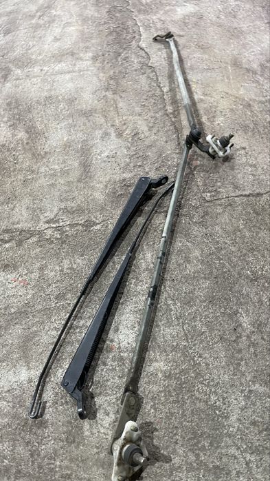 Части за Терано 2