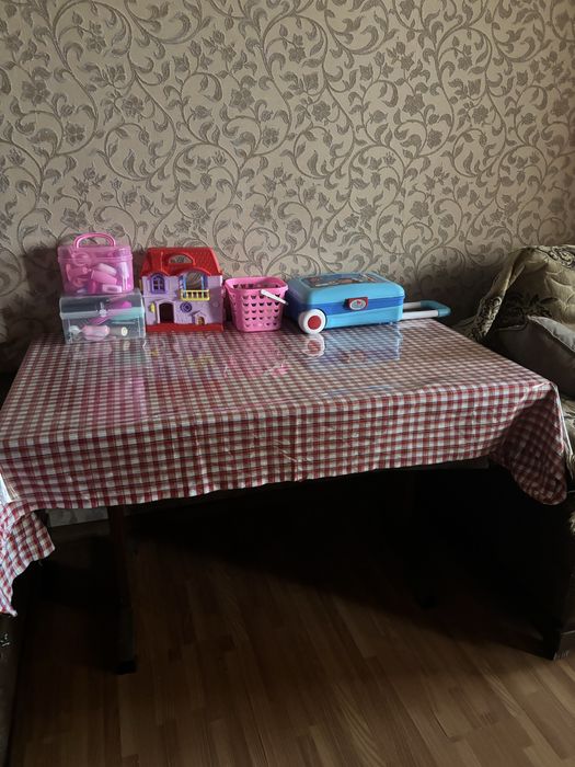 Срочно продам старую мебель