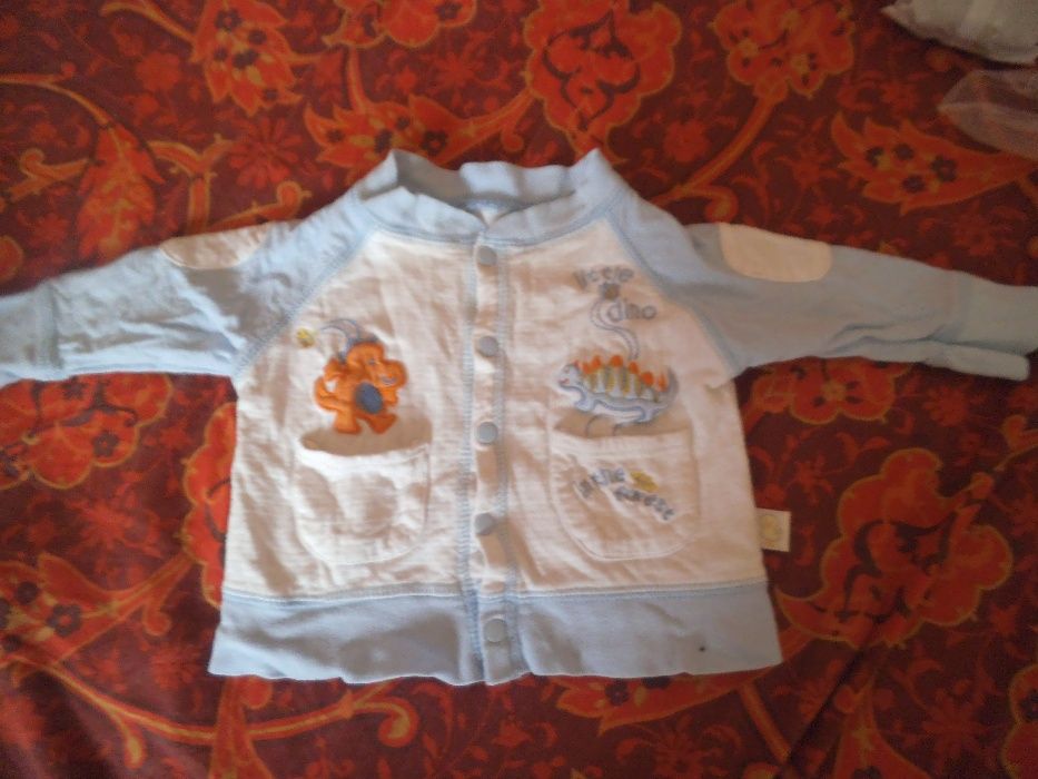 Детски и бебешки дрехи