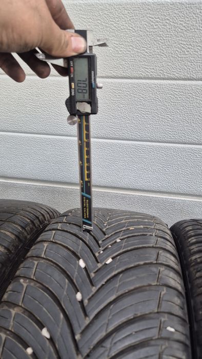 Jante pe 17 aliaj 5x114.3 hyundai kia renault duster toyota 225/45/17 allseason 2024