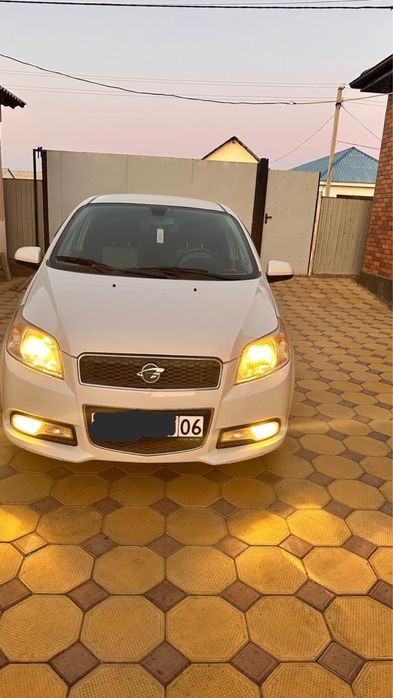 Продам автомашину Равон Р3