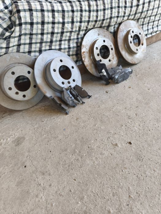 Discuri frana BMW e46 fața spate noi