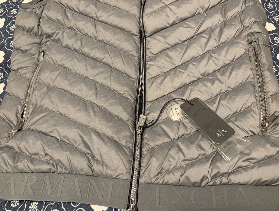 Vesta Armani Exchange noua cu eticheta marime M