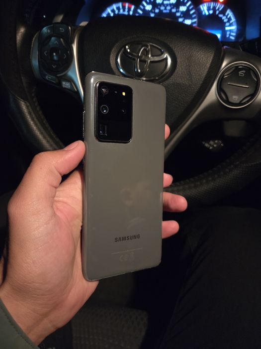 Продам телефон Samsung S20 Ultra