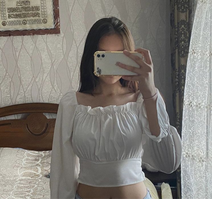 Легкая кофта